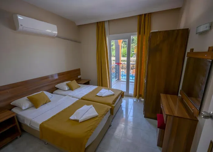 Speedy Aparthotel 4*