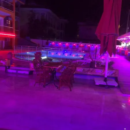 Speedy Aparthotel 4*